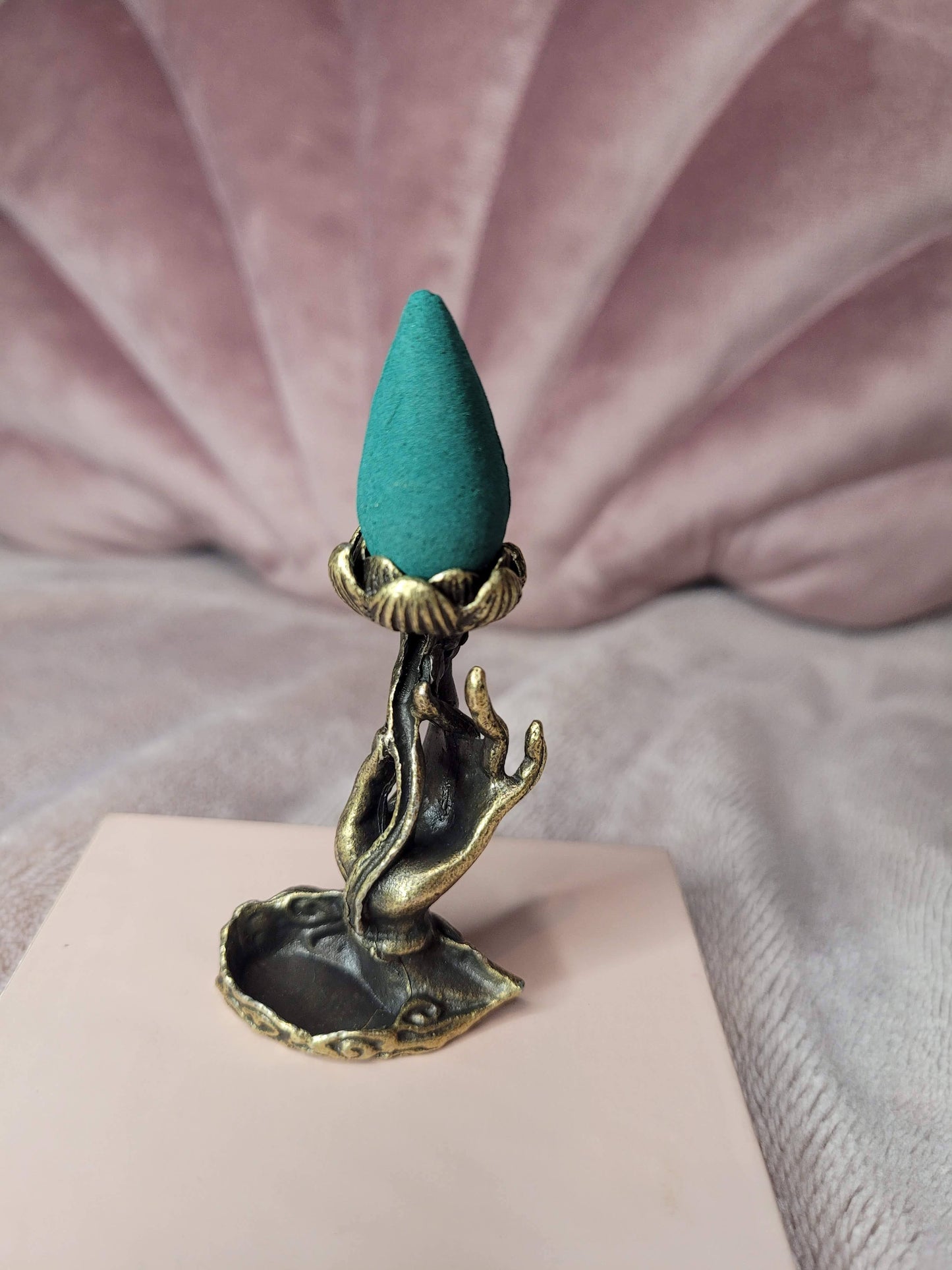 Flower & hand backflow incence holder