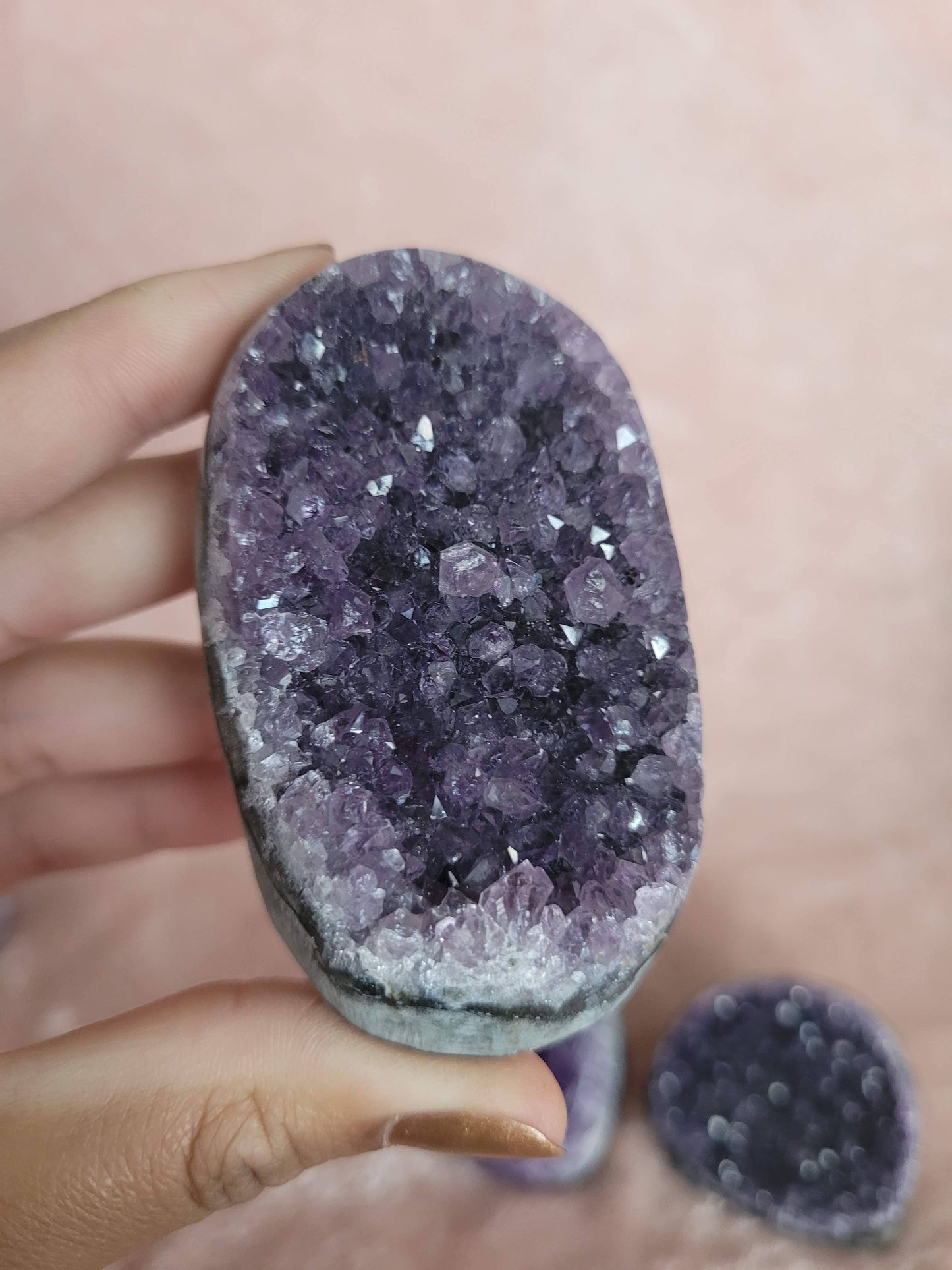 Amethyst standing cutbase